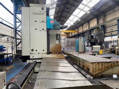 Anayak HVM5000 2 x CNC Heid. 426 5 axis