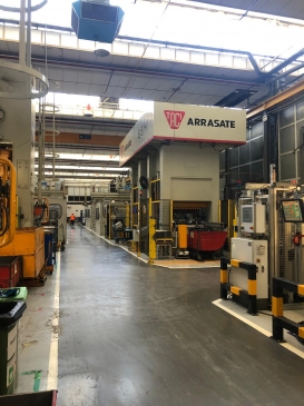 2 x Fagor Arrasate 400tn + 250tn Used for making dishwasher panels / Usado para fondos de lavavajillas