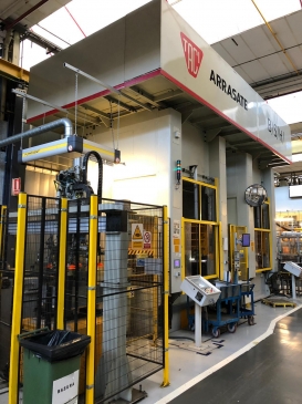 2 x Fagor Arrasate 400tn + 250tn Used for making dishwasher panels / Usado para fondos de lavavajillas