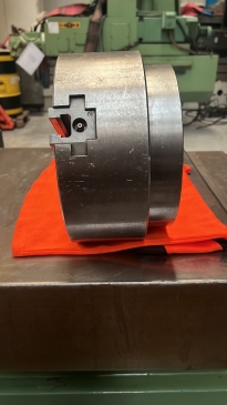 KITAGAWA Plato hidraulico de 3 garras universales KITAGAWA